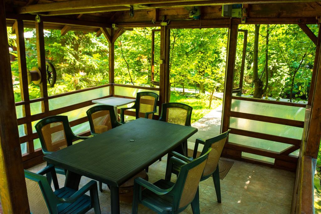 Pensiunea Casa Verde Bucuresti Exteriör bild